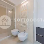 Casa Del Duca - Indipendente A *