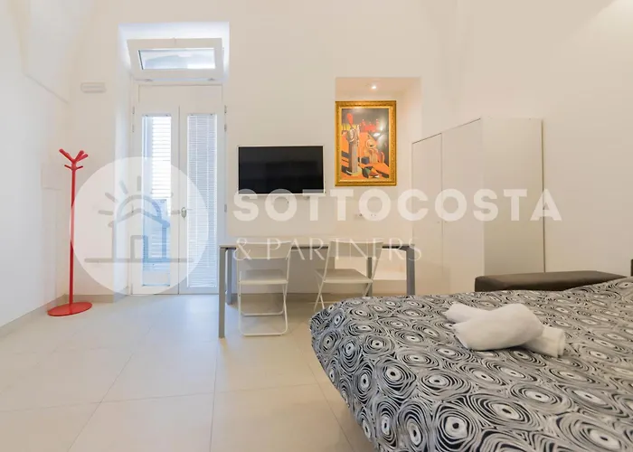 Casa Del Duca - Indipendente A Apartment Lecce